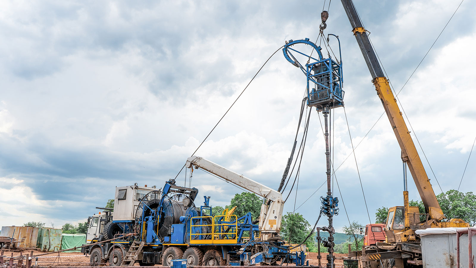 Delta Oil Tools Oil Rig Well