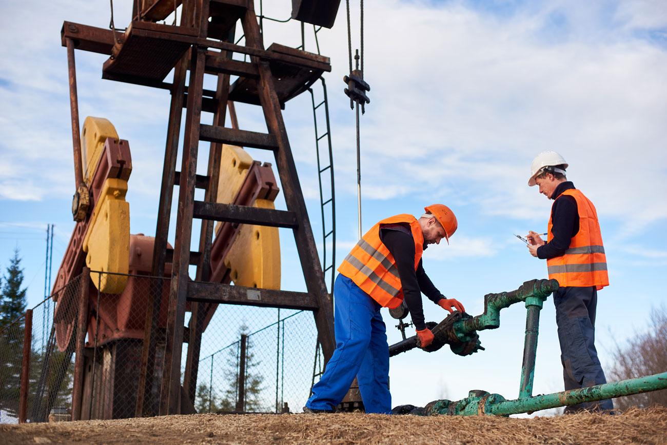 Oil Rig Well